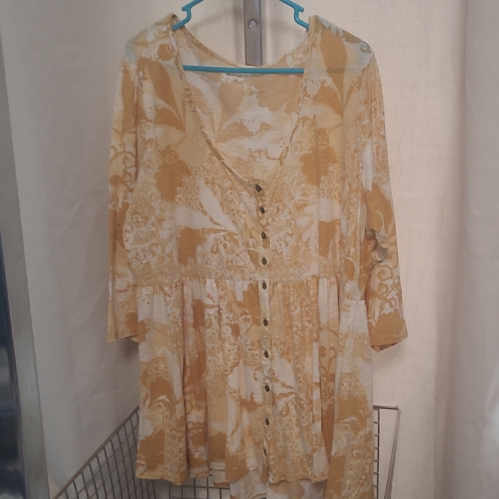 Wonderly Mustard and Cream Button-Up Blouse